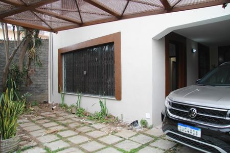 Casa à venda com 240m², 4 quartos e 4 vagasGaragem