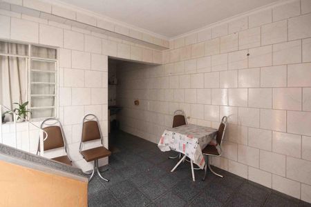 Casa à venda com 125m², 3 quartos e 2 vagasQuintal