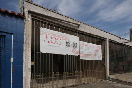 Casa à venda com 125m², 3 quartos e 2 vagasFachada