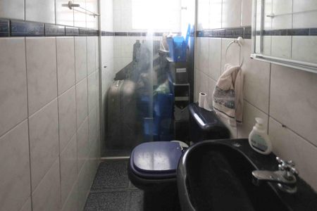 Casa à venda com 125m², 3 quartos e 2 vagasBanheiro da Edicula