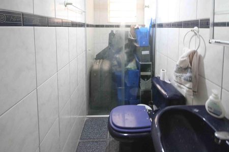 Casa à venda com 125m², 3 quartos e 2 vagasBanheiro da Edicula