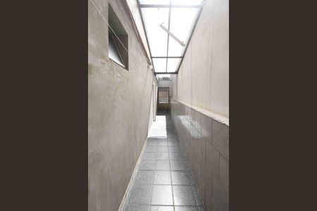 Casa à venda com 125m², 3 quartos e 2 vagasCorredor