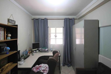 Casa à venda com 125m², 3 quartos e 2 vagasQuarto da edicula