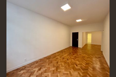 Apartamento à venda com 165m², 3 quartos e 1 vagaSala