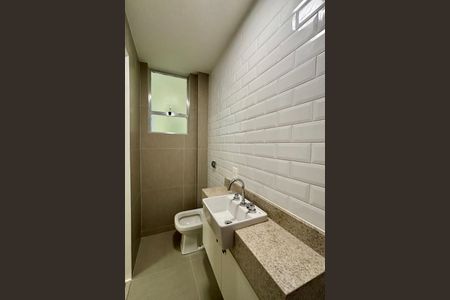 Apartamento à venda com 165m², 3 quartos e 1 vagaBanheiro de Serviço