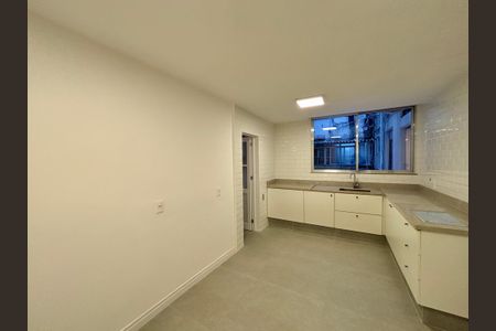 Apartamento à venda com 165m², 3 quartos e 1 vagaCozinha