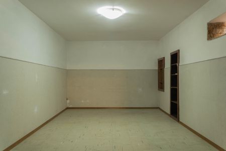 Casa à venda com 420m², 3 quartos e 3 vagas Casa à venda com 420m², 3 quartos e 3 vagasGaragem