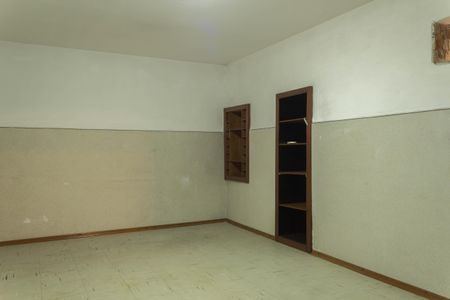 Casa à venda com 420m², 3 quartos e 3 vagas Casa à venda com 420m², 3 quartos e 3 vagasGaragem