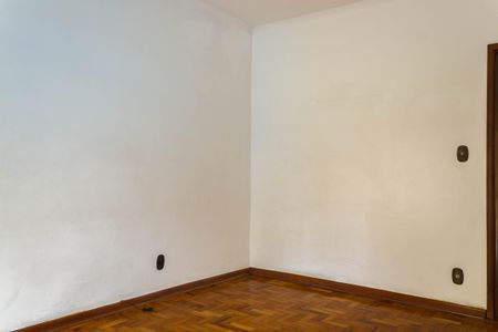 Casa à venda com 420m², 3 quartos e 3 vagas Casa à venda com 420m², 3 quartos e 3 vagasQuarto 1