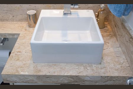 Apartamento à venda com 63m², 2 quartos e 1 vagaBanheiro da Suíte