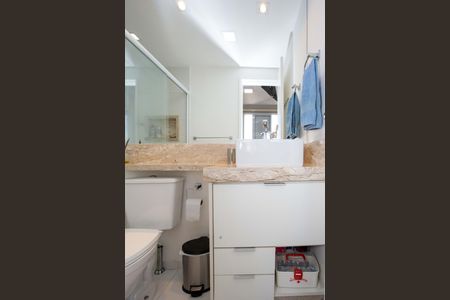 Apartamento à venda com 63m², 2 quartos e 1 vagaBanheiro da Suíte