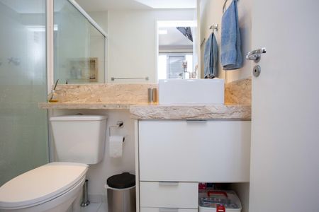 Apartamento à venda com 63m², 2 quartos e 1 vagaBanheiro da Suíte