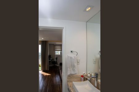 Apartamento à venda com 63m², 2 quartos e 1 vagaBanheiro Social