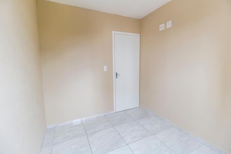 Quarto 2 de apartamento para alugar com 2 quartos, 56m² em Vila Merces, Carapicuíba