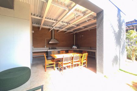 Apartamento à venda com 65m², 2 quartos e 1 vagaÁrea comum - Churrasqueira