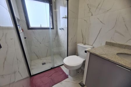 Apartamento à venda com 65m², 2 quartos e 1 vagaBanheiro da Suíte