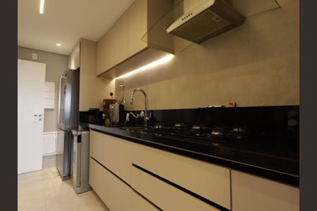 Apartamento à venda com 266m², 3 quartos e 3 vagasCozinha