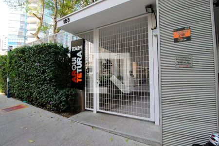 Apartamento para alugar com 110m², 2 quartos e 2 vagasFachada