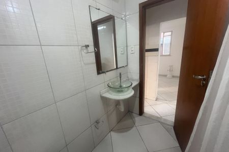 Casa para alugar com 70m², 2 quartos e sem vagaBanheiro