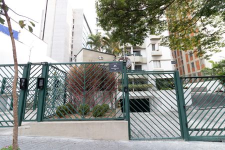 Apartamento à venda com 70m², 2 quartos e 1 vagaFachada
