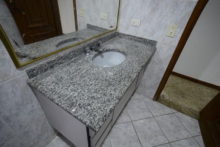 Casa à venda com 260m², 3 quartos e 3 vagasBanheiro