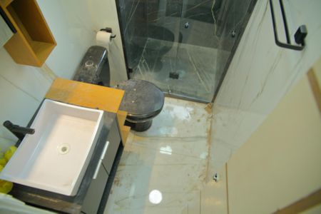 Apartamento à venda com 44m², 2 quartos e sem vagaBanheiro