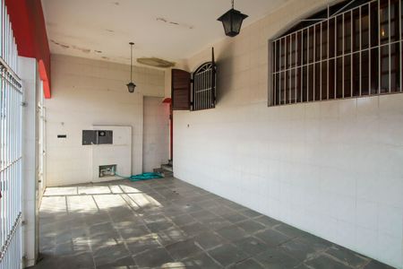 Casa à venda com 80m², 2 quartos e 2 vagasGaragem