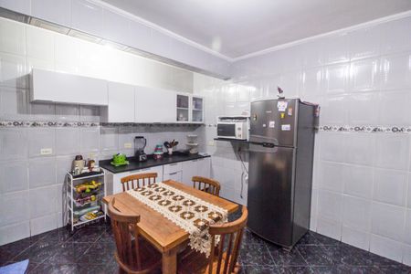Casa para alugar com 100m², 2 quartos e 3 vagasCozinha