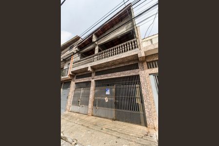Casa para alugar com 100m², 2 quartos e 3 vagasPlaca