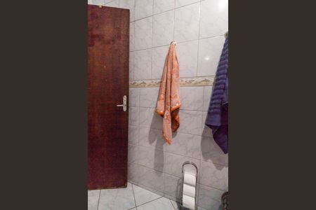 Casa para alugar com 100m², 2 quartos e 3 vagasBanheiro
