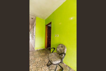 Casa para alugar com 100m², 2 quartos e 3 vagasEntrada