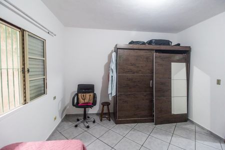 Casa para alugar com 100m², 2 quartos e 3 vagasQuarto 2