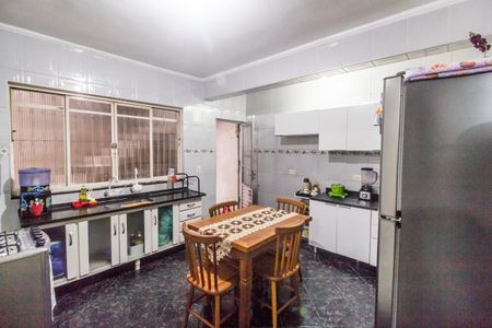 Casa para alugar com 100m², 2 quartos e 3 vagasCozinha