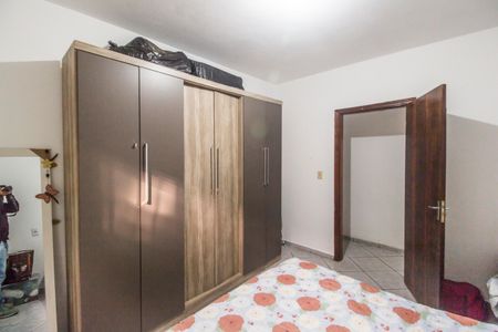 Casa para alugar com 100m², 2 quartos e 3 vagasQuarto 1