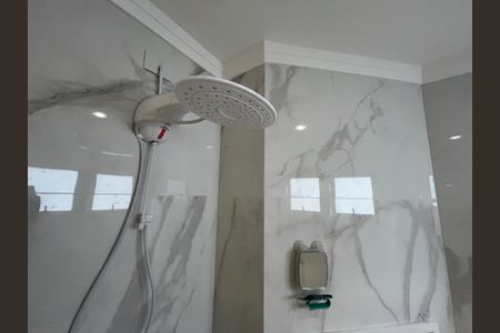 Casa de condomínio à venda com 130m², 3 quartos e 3 vagasBanheiro Suite