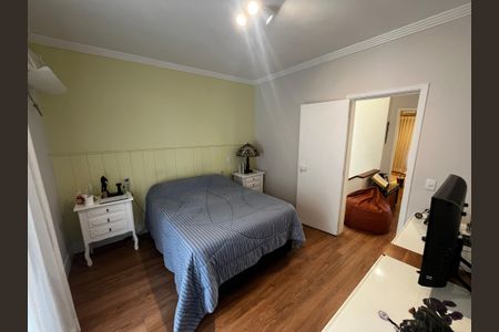 Casa de condomínio à venda com 130m², 3 quartos e 3 vagasSuite