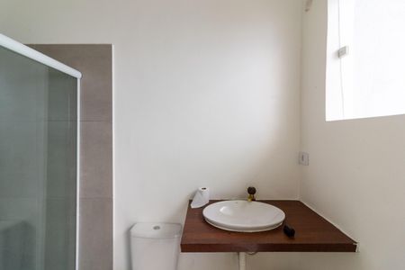 Casa para alugar com 180m², 3 quartos e 2 vagasBanheiro de Serviço