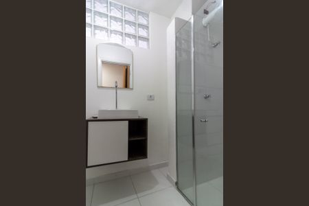 Casa para alugar com 180m², 3 quartos e 2 vagasBanheiro Social