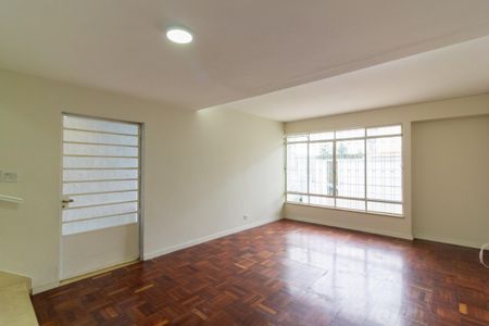 Sala de casa para alugar com 3 quartos, 180m² em Vila Cordeiro, São Paulo