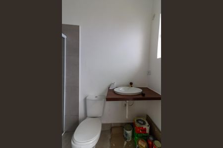 Casa para alugar com 180m², 3 quartos e 2 vagasBanheiro de Serviço