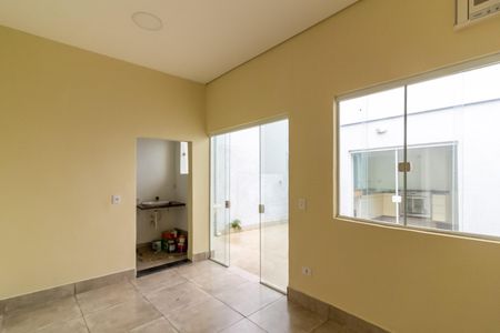 Casa para alugar com 180m², 3 quartos e 2 vagasQuarto de Serviço