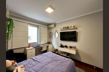 Casa à venda com 200m², 3 quartos e 2 vagas Casa à venda com 200m², 3 quartos e 2 vagasQuarto 1