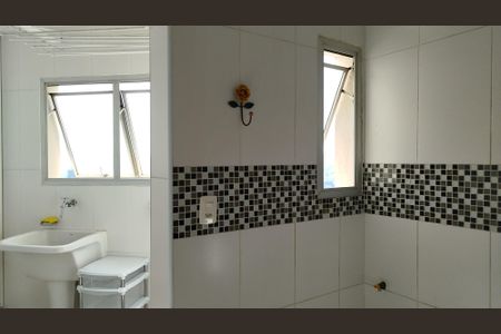 Apartamento à venda com 56m², 2 quartos e 1 vaga Apartamento à venda com 56m², 2 quartos e 1 vagaCozinha