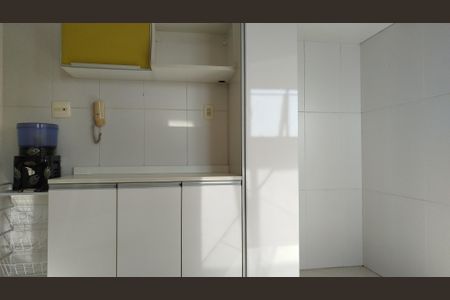 Apartamento à venda com 56m², 2 quartos e 1 vaga Apartamento à venda com 56m², 2 quartos e 1 vagaCozinha