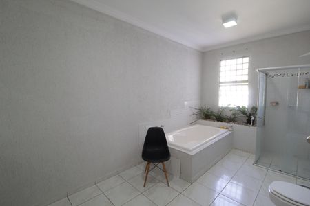 Casa para alugar com 402m², 3 quartos e 4 vagasBanheiro do Quarto 3
