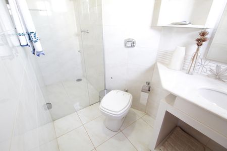 Casa para alugar com 402m², 3 quartos e 4 vagasBanheiro do Quarto 1