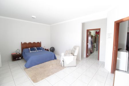 Casa para alugar com 402m², 3 quartos e 4 vagasQuarto 3 - Suíte