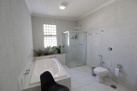 Casa para alugar com 402m², 3 quartos e 4 vagasBanheiro do Quarto 3