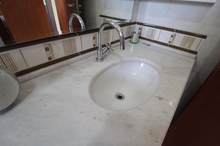 Casa para alugar com 402m², 3 quartos e 4 vagasBanheiro do Quarto 2