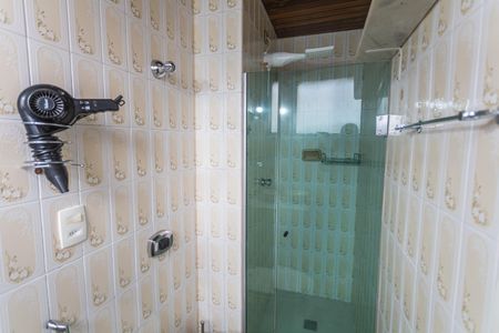 Banheiro da Suíte de apartamento para alugar com 1 quarto, 63m² em Funcionários, Belo Horizonte